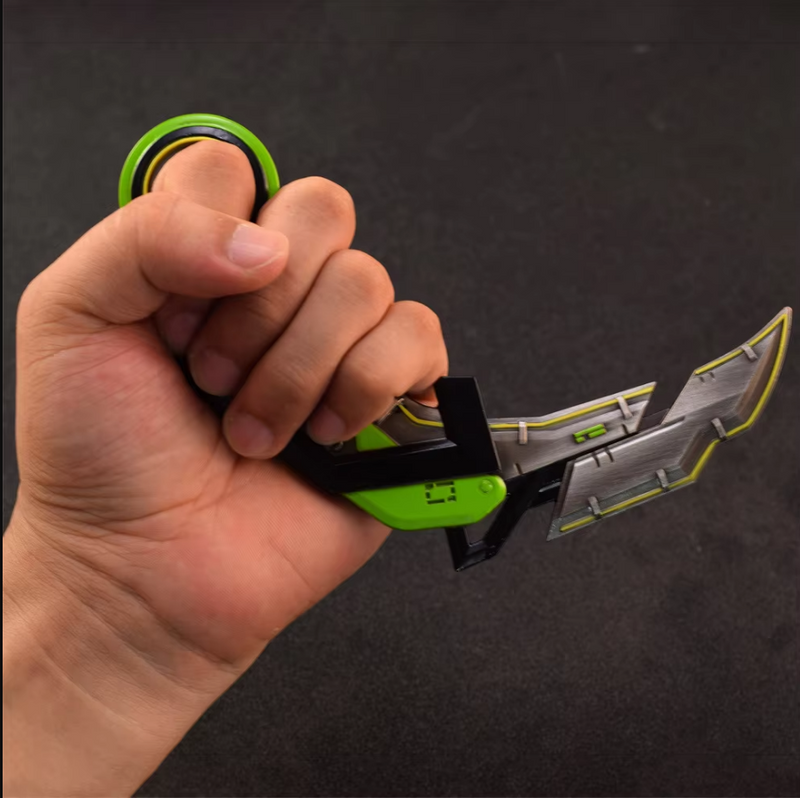 KARAMBIT RGX em TAMANHO REAL (17 CM)